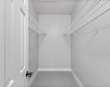 2997 Cedar Glen Place - Photo Thumbnail 10