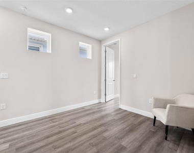 10129 Pearson Avenue - Photo Thumbnail 16