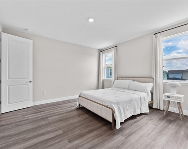 10129 Pearson Avenue - Photo Thumbnail 19