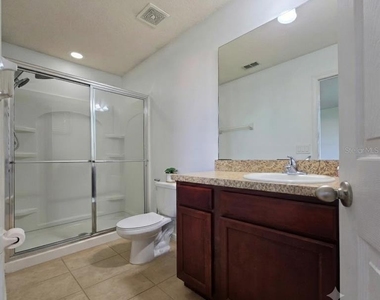1561 Chelsea Drive - Photo Thumbnail 19