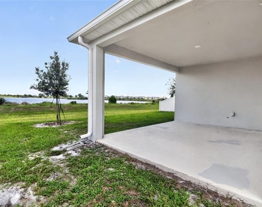 992 Griffon Avenue - Photo Thumbnail 23