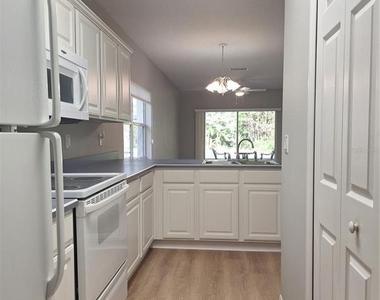 140 Turnbull Villas Circle - Photo Thumbnail 9