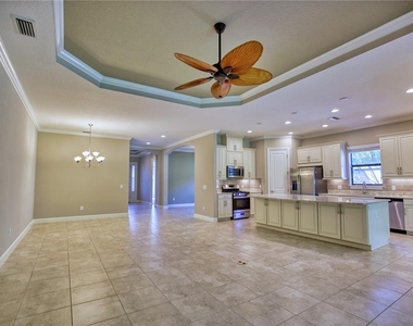 5628 Semolino Street - Photo Thumbnail 11