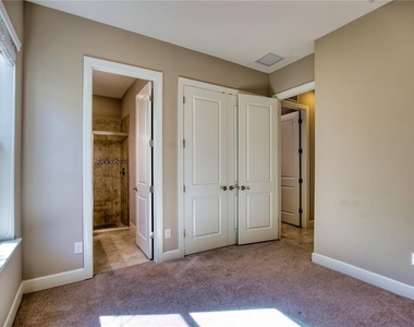 5628 Semolino Street - Photo Thumbnail 31