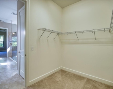 5628 Semolino Street - Photo Thumbnail 23