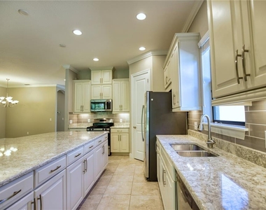 5628 Semolino Street - Photo Thumbnail 13