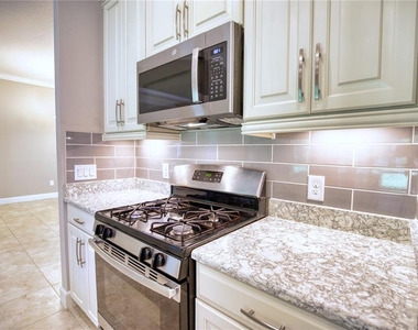 5628 Semolino Street - Photo Thumbnail 14