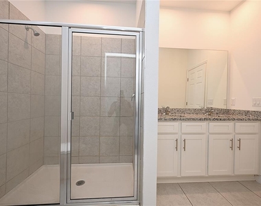 685 Crown Rose Drive - Photo Thumbnail 17