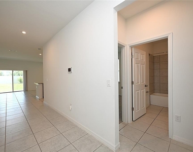 685 Crown Rose Drive - Photo Thumbnail 21