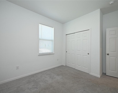 685 Crown Rose Drive - Photo Thumbnail 24