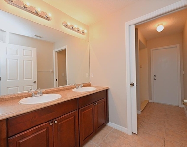 125 Costa Loop - Photo Thumbnail 37