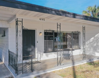 495 Avenue F Se - Photo Thumbnail 13
