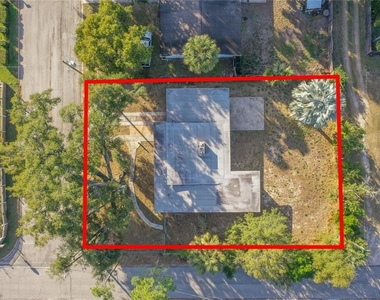 495 Avenue F Se - Photo Thumbnail 11