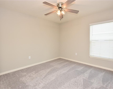 372 Cascara Lane - Photo Thumbnail 19