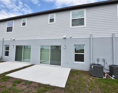 3905 Academia Avenue - Photo Thumbnail 35