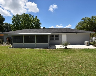 204 Chaucer Lane - Photo Thumbnail 19