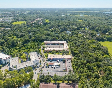 1100 Martinique Drive - Photo Thumbnail 14