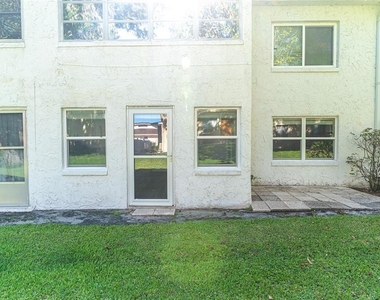 1100 Martinique Drive - Photo Thumbnail 24
