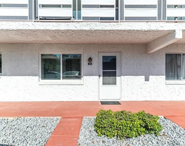 1100 Martinique Drive - Photo Thumbnail 21
