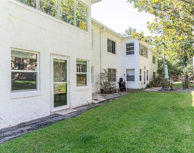 1100 Martinique Drive - Photo Thumbnail 12