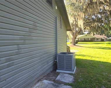 318 Chesney Blvd - Photo Thumbnail 8