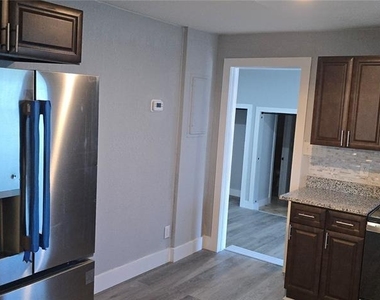 318 Chesney Blvd - Photo Thumbnail 23