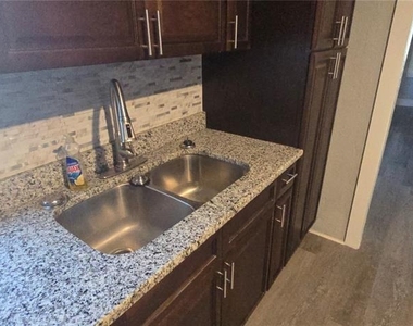 318 Chesney Blvd - Photo Thumbnail 19