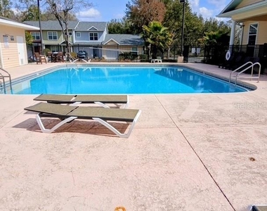 1583 Nw 29th Road - Photo Thumbnail 14