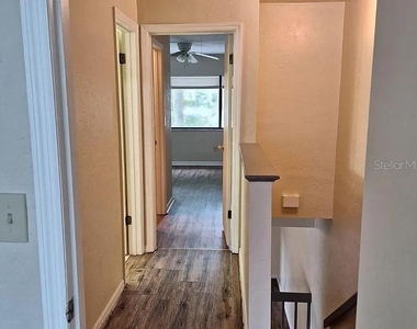 6111 Sw 8th Place - Photo Thumbnail 11