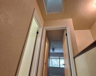 6111 Sw 8th Place - Photo Thumbnail 25