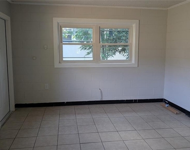 738 E Minneola Avenue - Photo Thumbnail 7