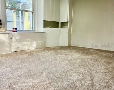 409 W Pearl Street - Photo Thumbnail 8