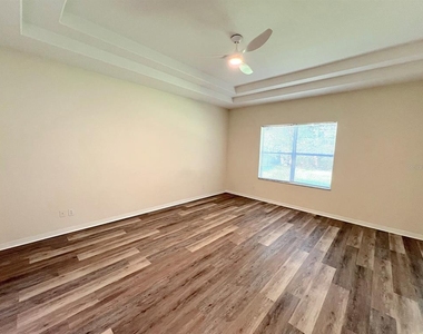 16 Zorlou Court - Photo Thumbnail 16