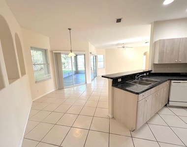 16 Zorlou Court - Photo Thumbnail 11