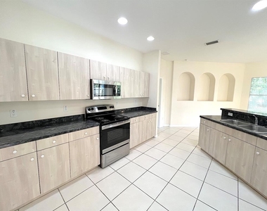 16 Zorlou Court - Photo Thumbnail 14