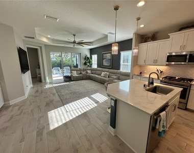 4727 Willow Bend Avenue - Photo Thumbnail 4