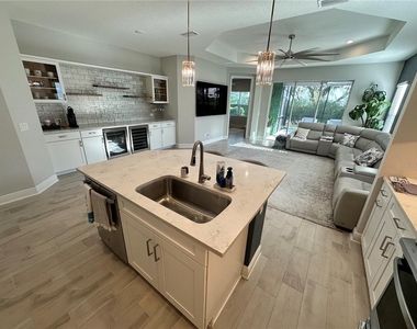 4727 Willow Bend Avenue - Photo Thumbnail 3