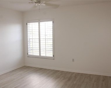 1702 Fairway Trace - Photo Thumbnail 22