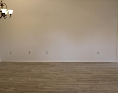 1702 Fairway Trace - Photo Thumbnail 14