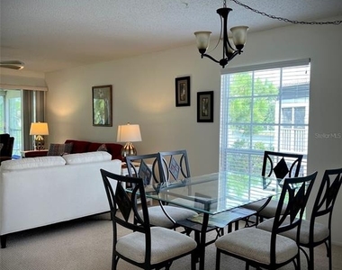 5242 Wedgewood Lane - Photo Thumbnail 2