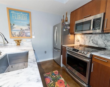 1350 Main Street - Photo Thumbnail 12