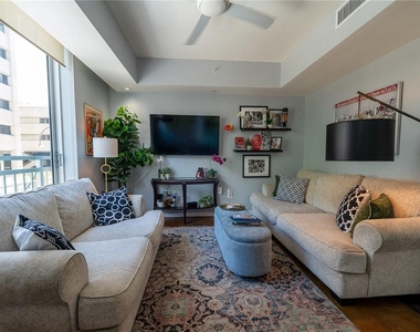 1350 Main Street - Photo Thumbnail 9