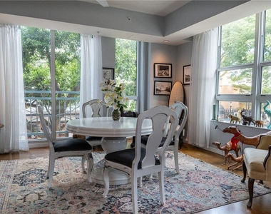 1350 Main Street - Photo Thumbnail 4