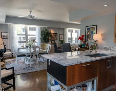 1350 Main Street - Photo Thumbnail 7