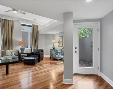 200 Cocoanut Avenue - Photo Thumbnail 25