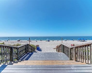 12165 Gulfstream Boulevard - Photo Thumbnail 36