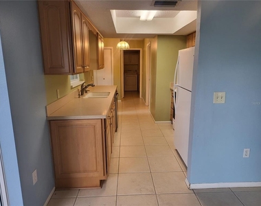12165 Gulfstream Boulevard - Photo Thumbnail 2