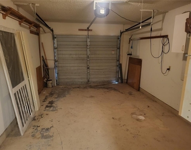 12165 Gulfstream Boulevard - Photo Thumbnail 15