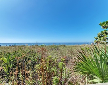 12165 Gulfstream Boulevard - Photo Thumbnail 34