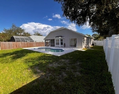 7241 Mauna Loa Boulevard - Photo Thumbnail 1